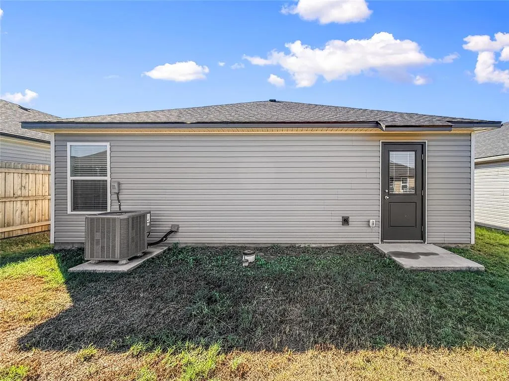 Photo 16 — 1213 Corner Brook Drive, Purcell, OK 73080