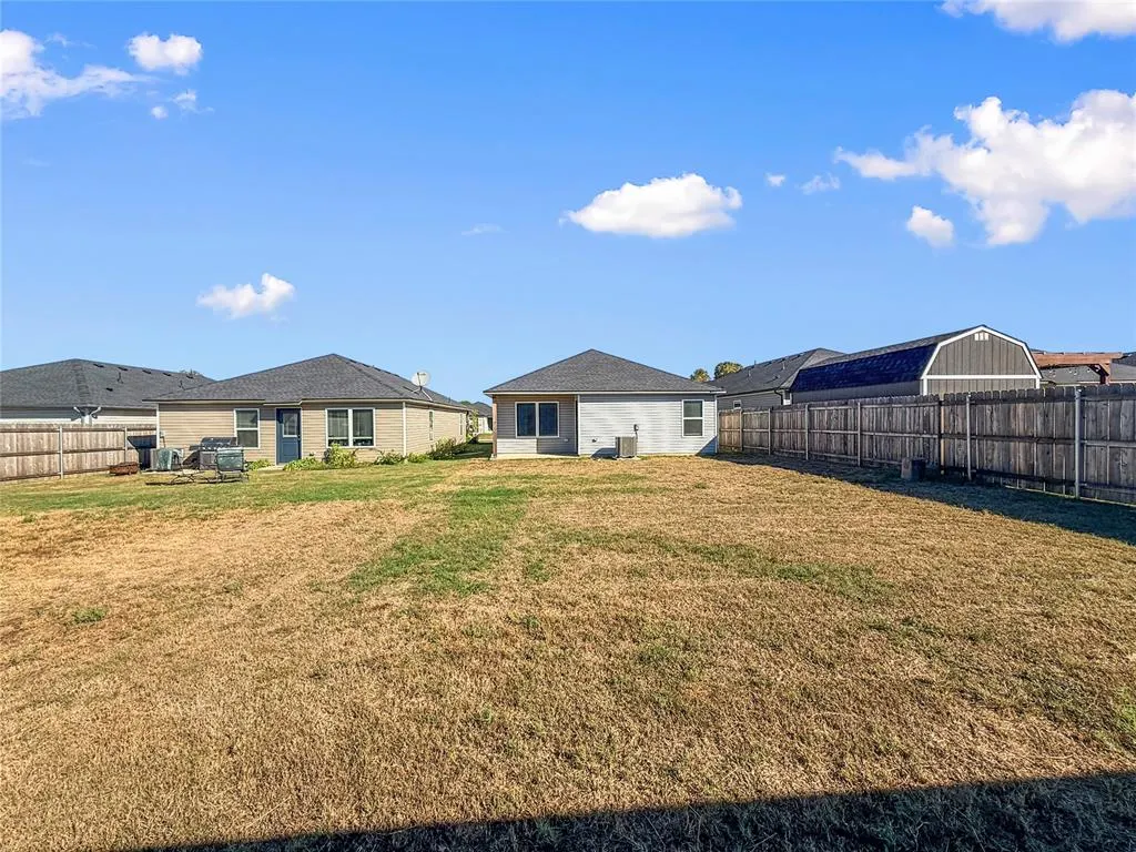 Photo 17 — 1213 Corner Brook Drive, Purcell, OK 73080