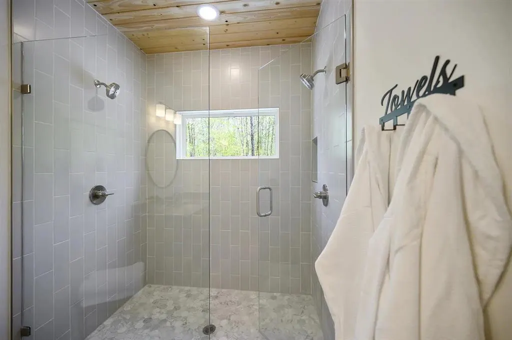 Photo 22 — 306 Gentry Oak Lane, Broken Bow, OK 74728