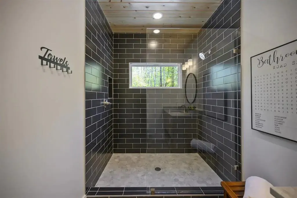 Photo 27 — 306 Gentry Oak Lane, Broken Bow, OK 74728