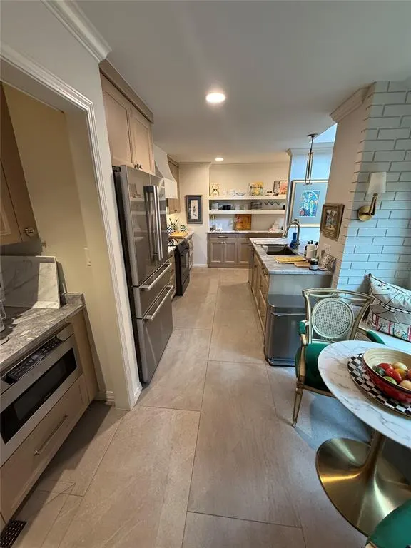 Photo 5 — 2825 NW Grand Boulevard 19, Nichols Hills, OK 73116