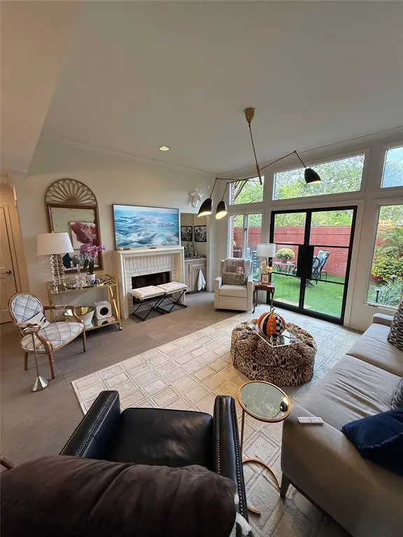 Photo 15 — 2825 NW Grand Boulevard 19, Nichols Hills, OK 73116