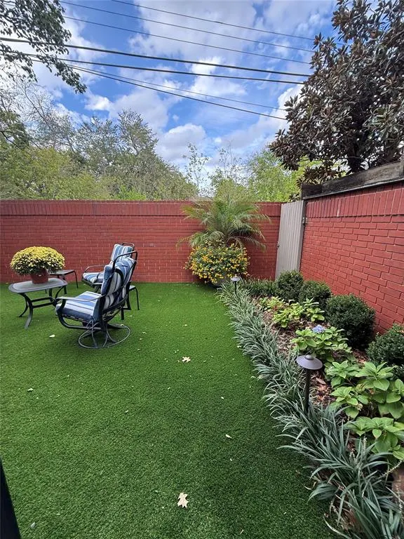 Photo 16 — 2825 NW Grand Boulevard 19, Nichols Hills, OK 73116