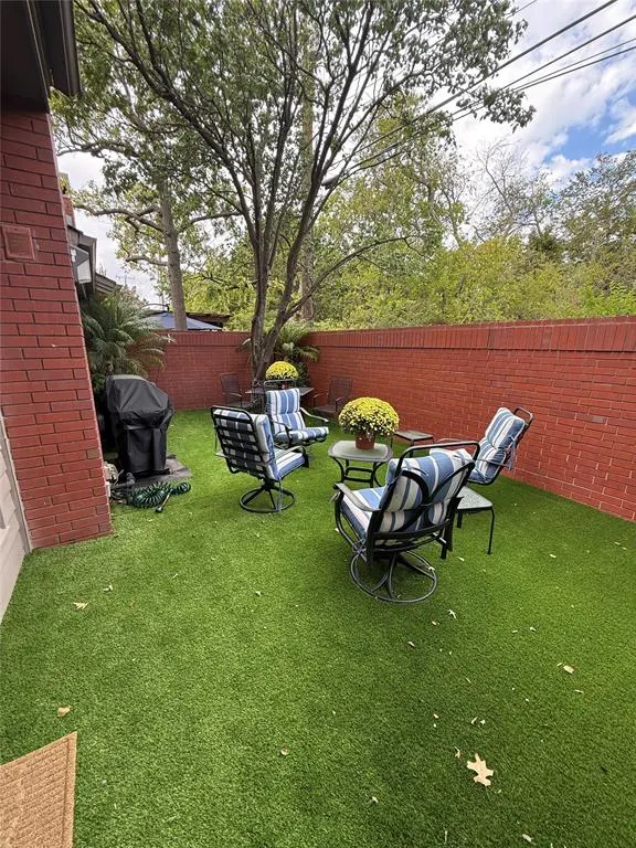 Photo 17 — 2825 NW Grand Boulevard 19, Nichols Hills, OK 73116