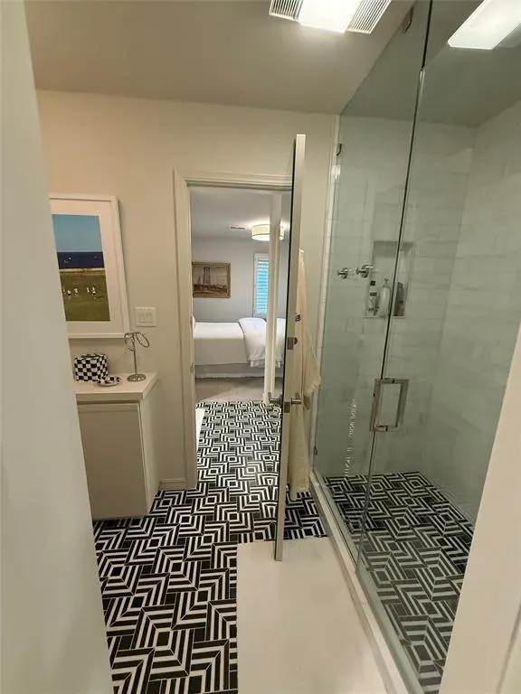 Photo 40 — 2825 NW Grand Boulevard 19, Nichols Hills, OK 73116