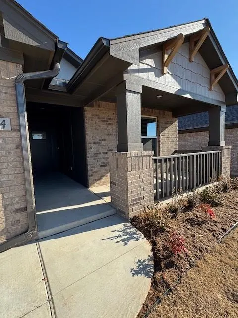 Photo 2 — 17604 Knox Farm Road, Edmond, OK 73012