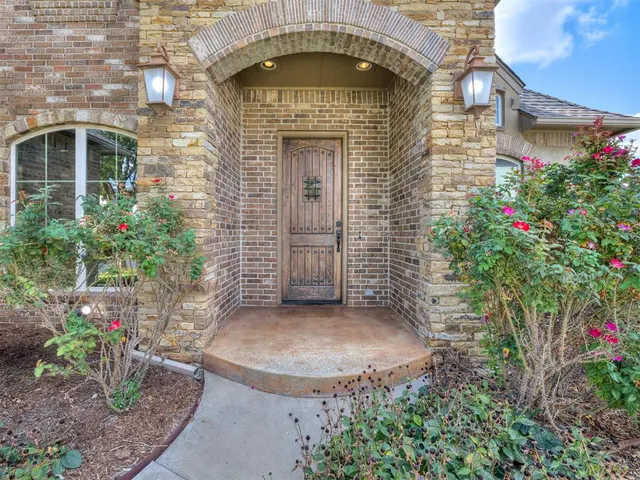Photo 3 — 320 NW 151st Place, Edmond, OK 73013
