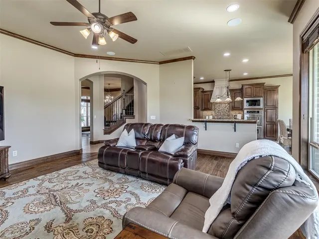 Photo 7 — 320 NW 151st Place, Edmond, OK 73013