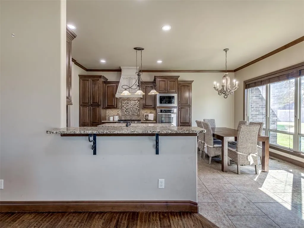 Photo 8 — 320 NW 151st Place, Edmond, OK 73013