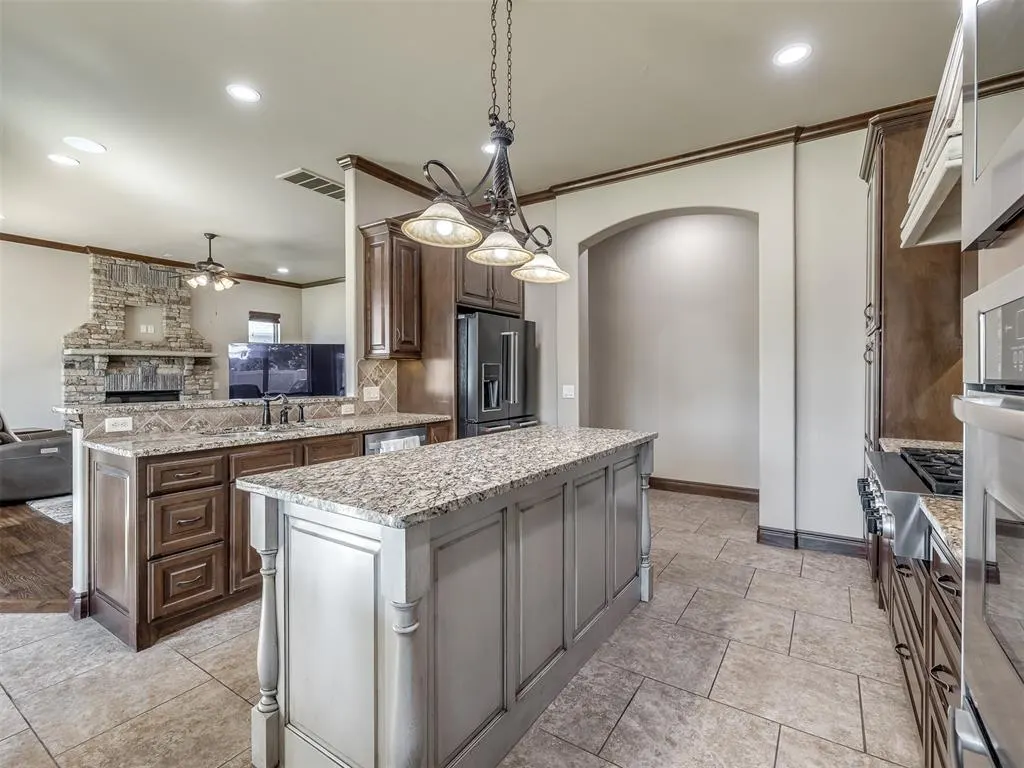 Photo 12 — 320 NW 151st Place, Edmond, OK 73013