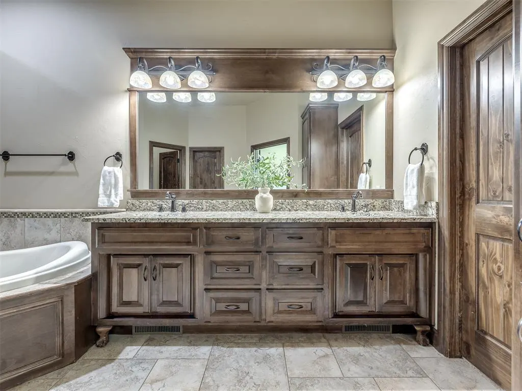 Photo 22 — 320 NW 151st Place, Edmond, OK 73013