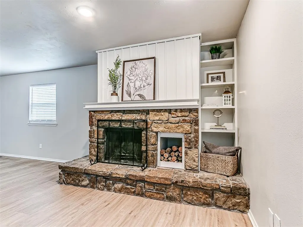 Photo 8 — 1701 Greenway Avenue, Yukon, OK 73099