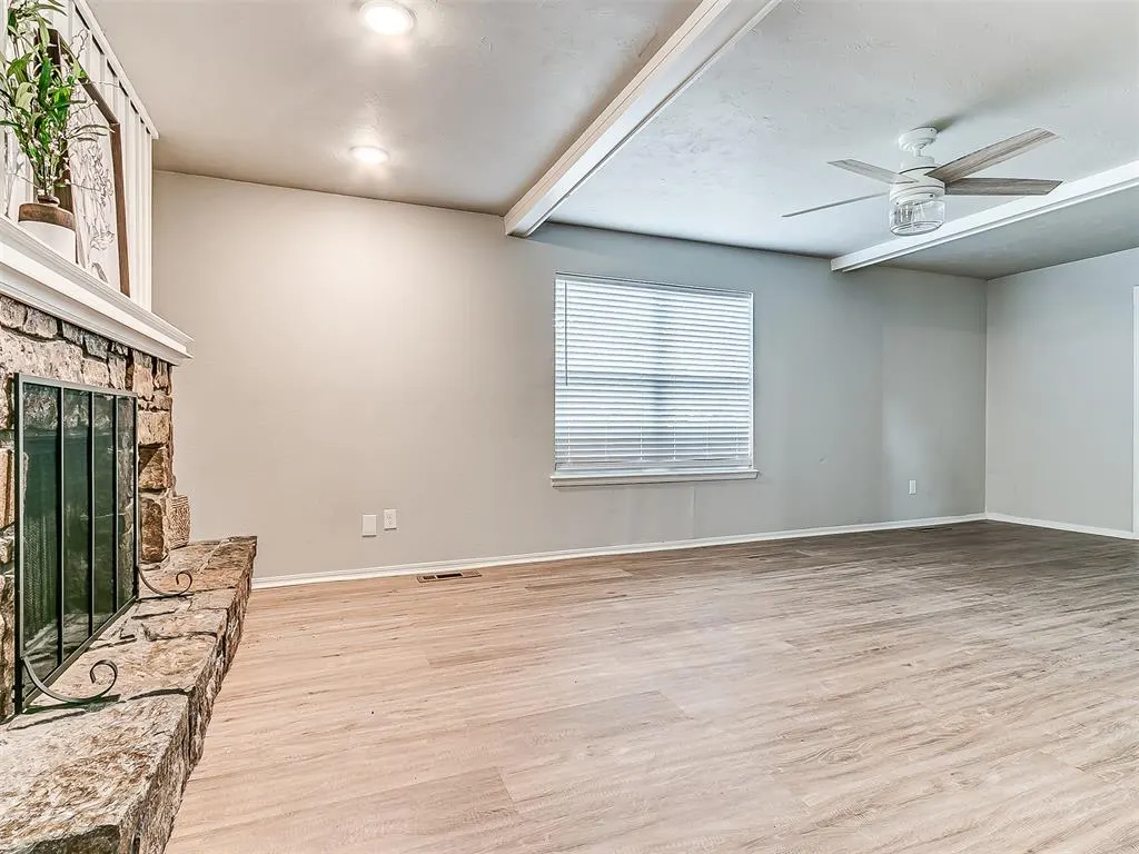 Photo 12 — 1701 Greenway Avenue, Yukon, OK 73099