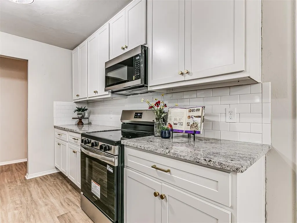 Photo 14 — 1701 Greenway Avenue, Yukon, OK 73099