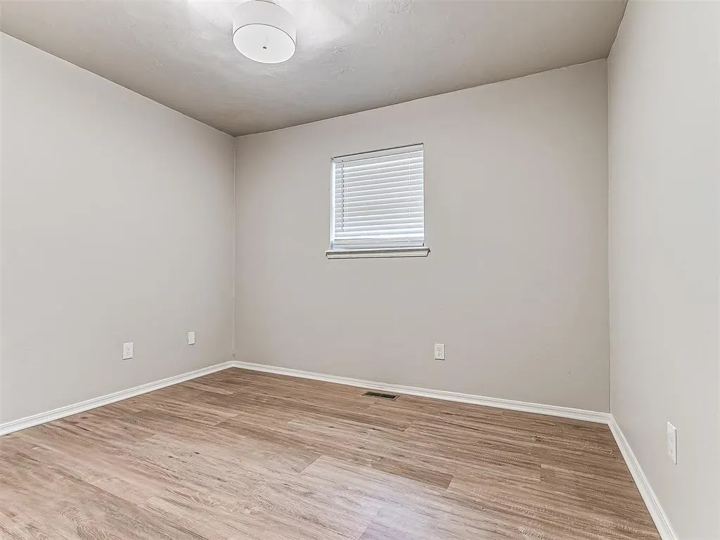 Photo 31 — 1701 Greenway Avenue, Yukon, OK 73099