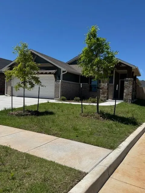 Front exterior — 327 Pleasant View, Harrah, OK 73045