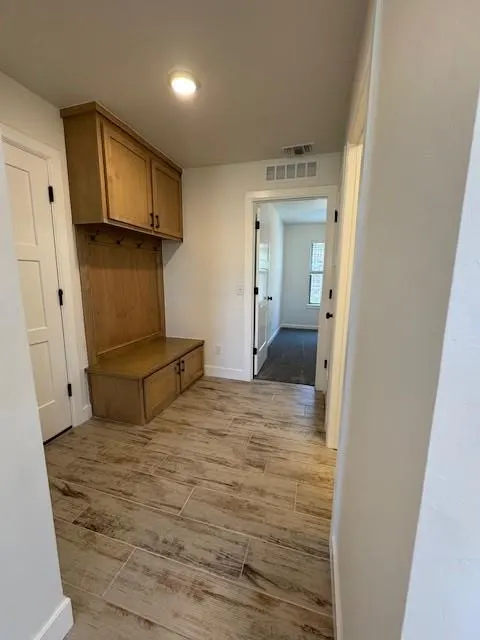Photo 4 — 327 Pleasant View, Harrah, OK 73045