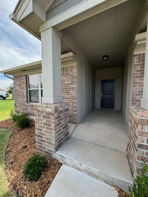 Photo 2 — 13321 Collins Avenue, Piedmont, OK 73078