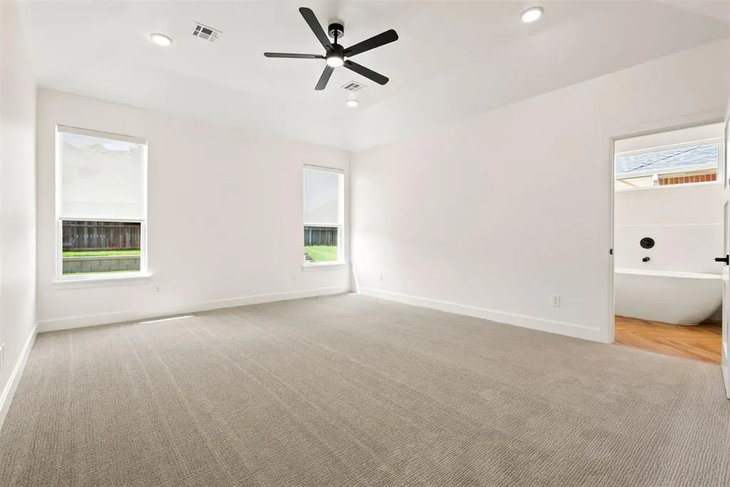 Photo 18 — 12805 Cobblestone Curve Road, Oklahoma City, OK 73142
