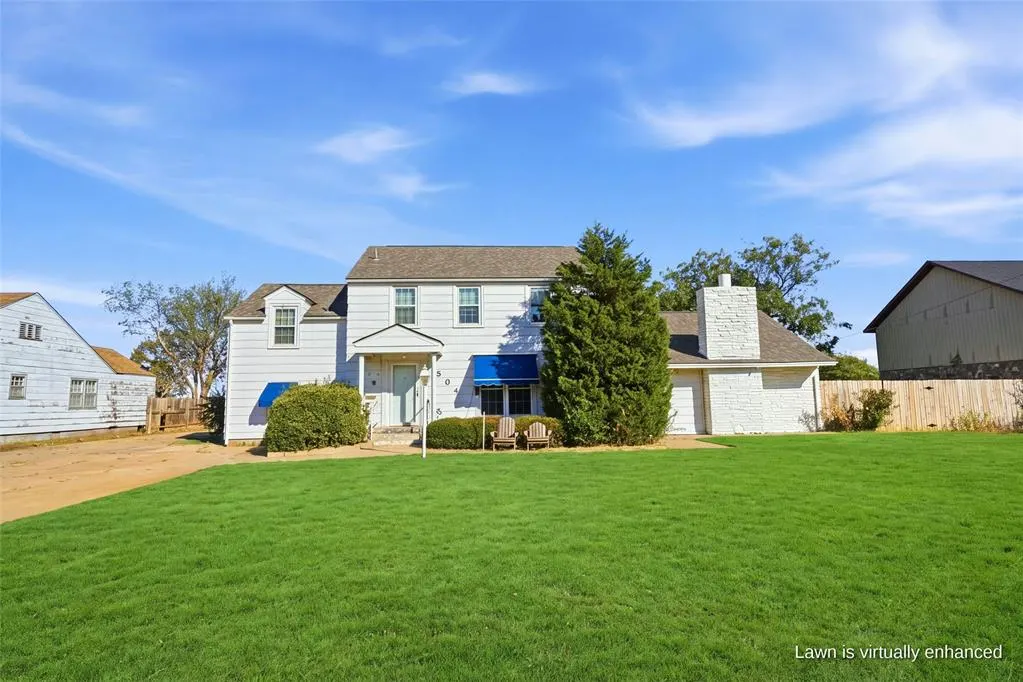 Front exterior — 1504 N Hudson Street, Altus, OK 73521