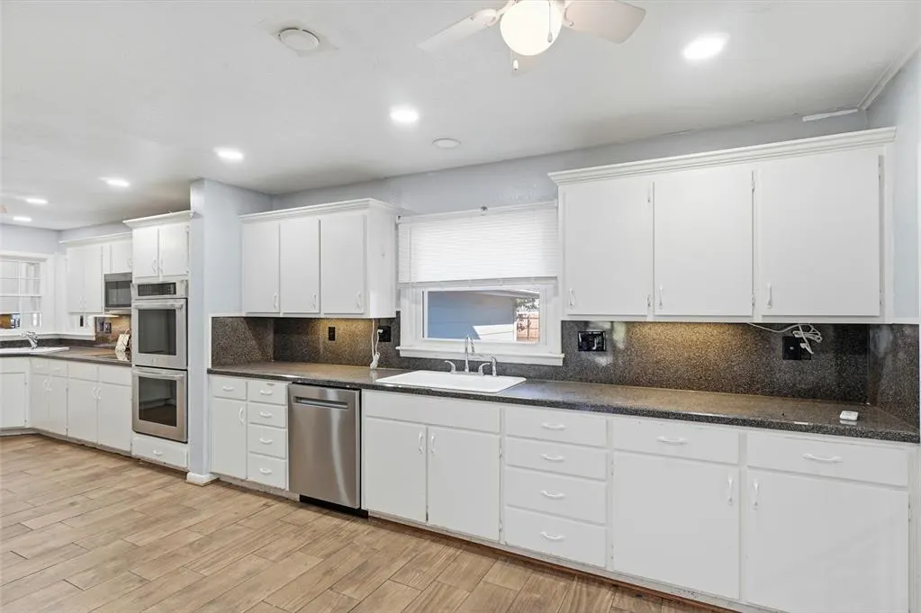 Photo 7 — 1504 N Hudson Street, Altus, OK 73521