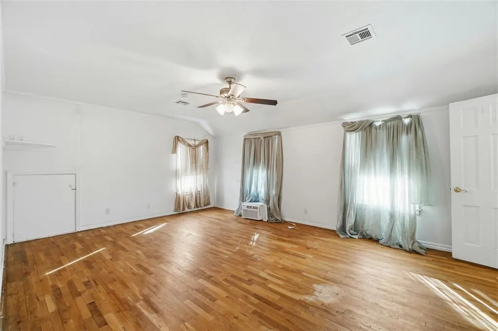 Photo 18 — 1504 N Hudson Street, Altus, OK 73521