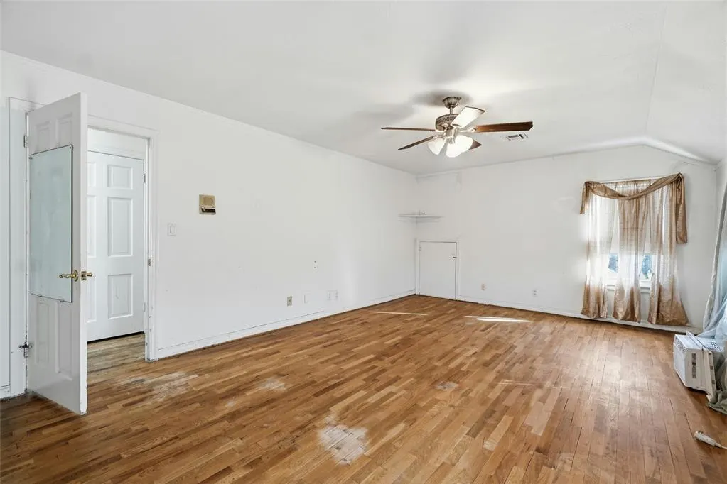 Photo 20 — 1504 N Hudson Street, Altus, OK 73521