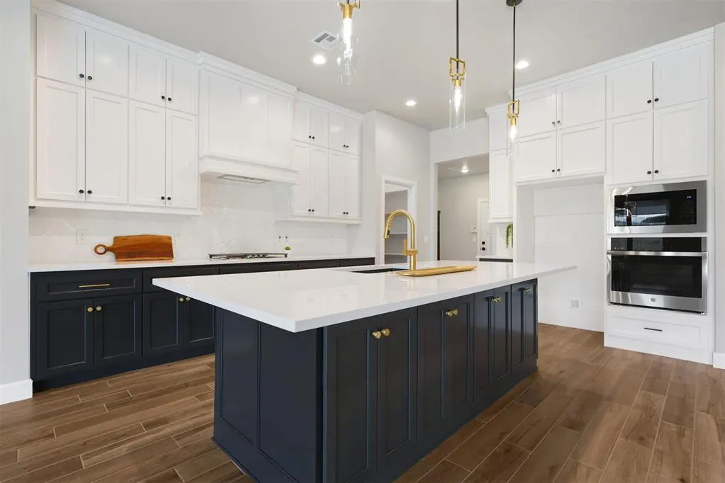 Photo 7 — 12801 Cobblestone Curve Road, Oklahoma City, OK 73142