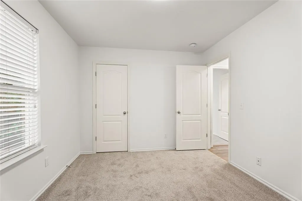 Photo 14 — 9216 NW 71st Street, Yukon, OK 73099