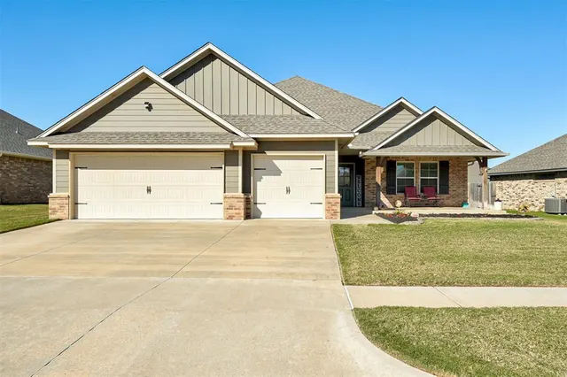 Front exterior — 14213 Kamber Drive, Yukon, OK 73099