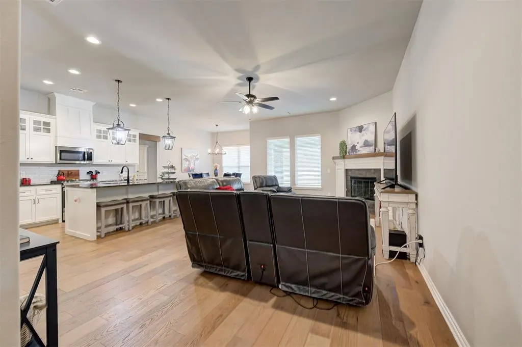Photo 6 — 14213 Kamber Drive, Yukon, OK 73099