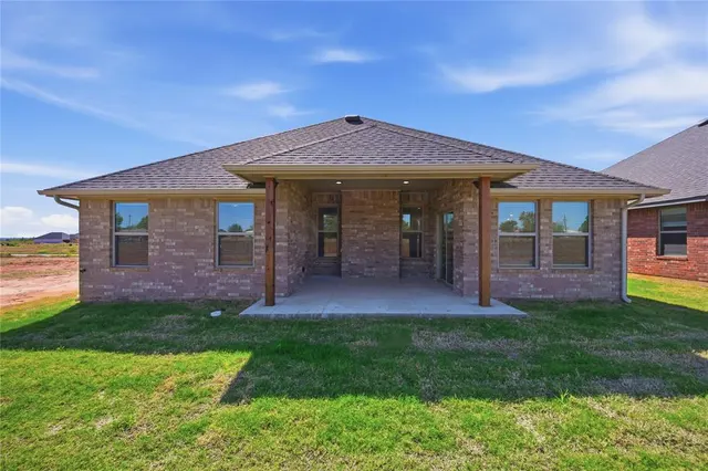 Photo 2 — 11341 NW 162nd Street, Oklahoma City, OK 73078