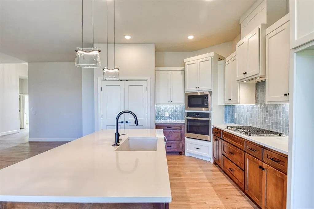 Photo 12 — 3601 Buckingham Drive, Norman, OK 73072