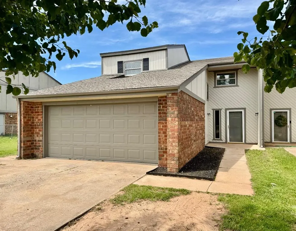 Front exterior — 1107 N Piedmont Road D, Piedmont, OK 73078