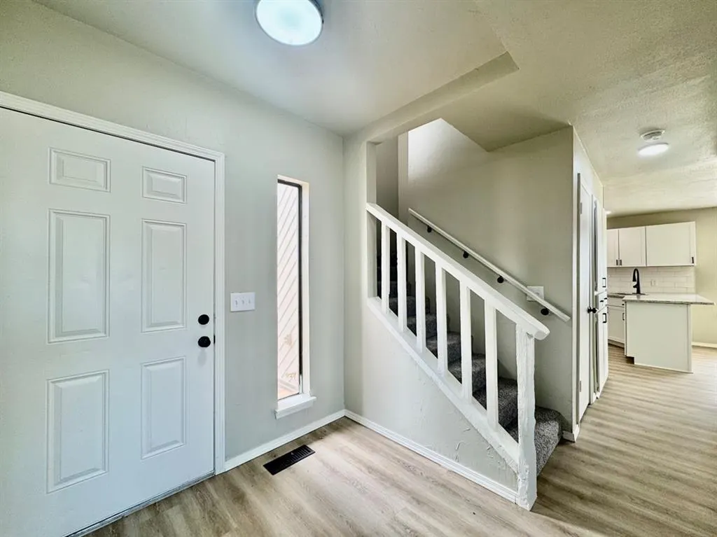 Photo 4 — 1107 N Piedmont Road D, Piedmont, OK 73078