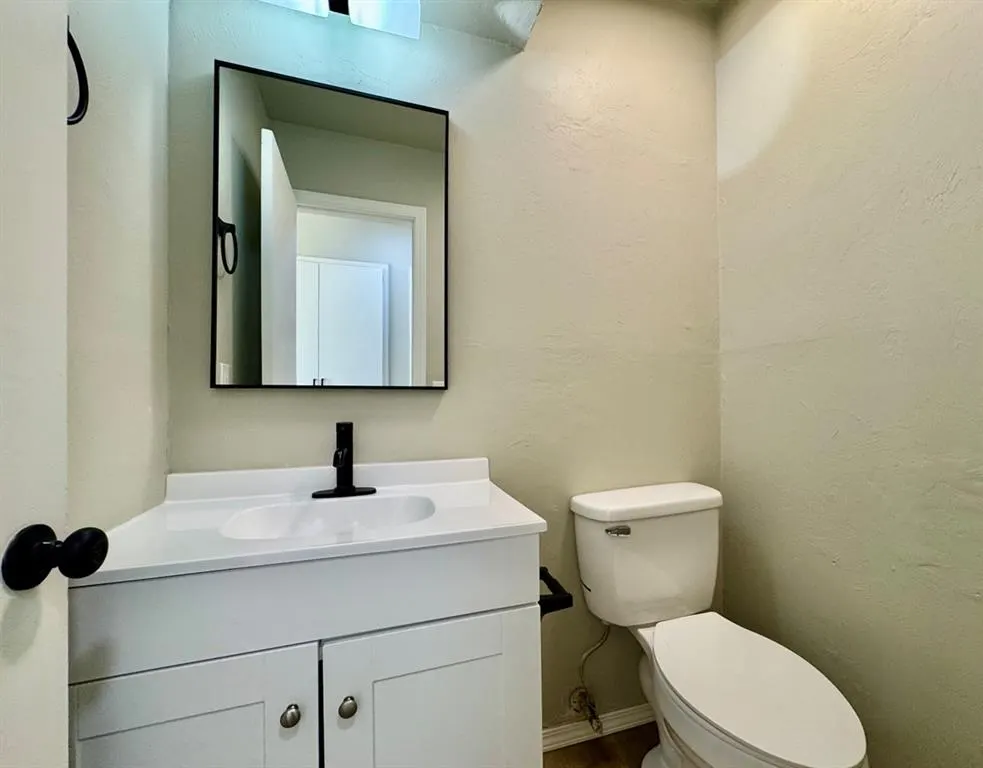 Photo 9 — 1107 N Piedmont Road D, Piedmont, OK 73078