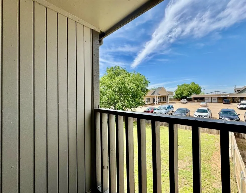 Photo 19 — 1107 N Piedmont Road D, Piedmont, OK 73078