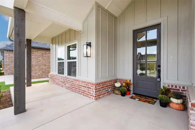 Photo 3 — 12809 Cobblestone Curve Road, Oklahoma City, OK 73142