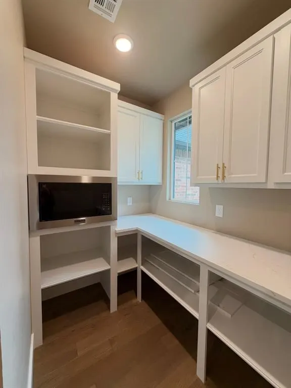 Photo 7 — 21188 Reserve Circle, Harrah, OK 73045
