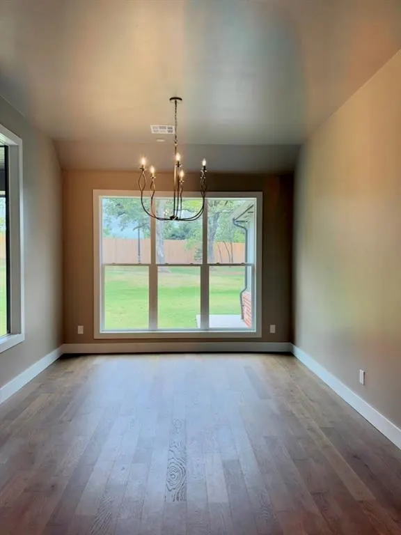 Photo 11 — 21188 Reserve Circle, Harrah, OK 73045