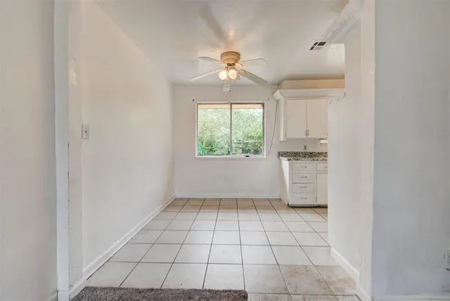 Photo 7 — 744 NW 1st Street, Moore, OK 73160