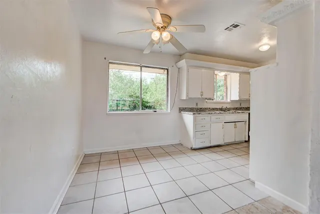 Photo 8 — 744 NW 1st Street, Moore, OK 73160
