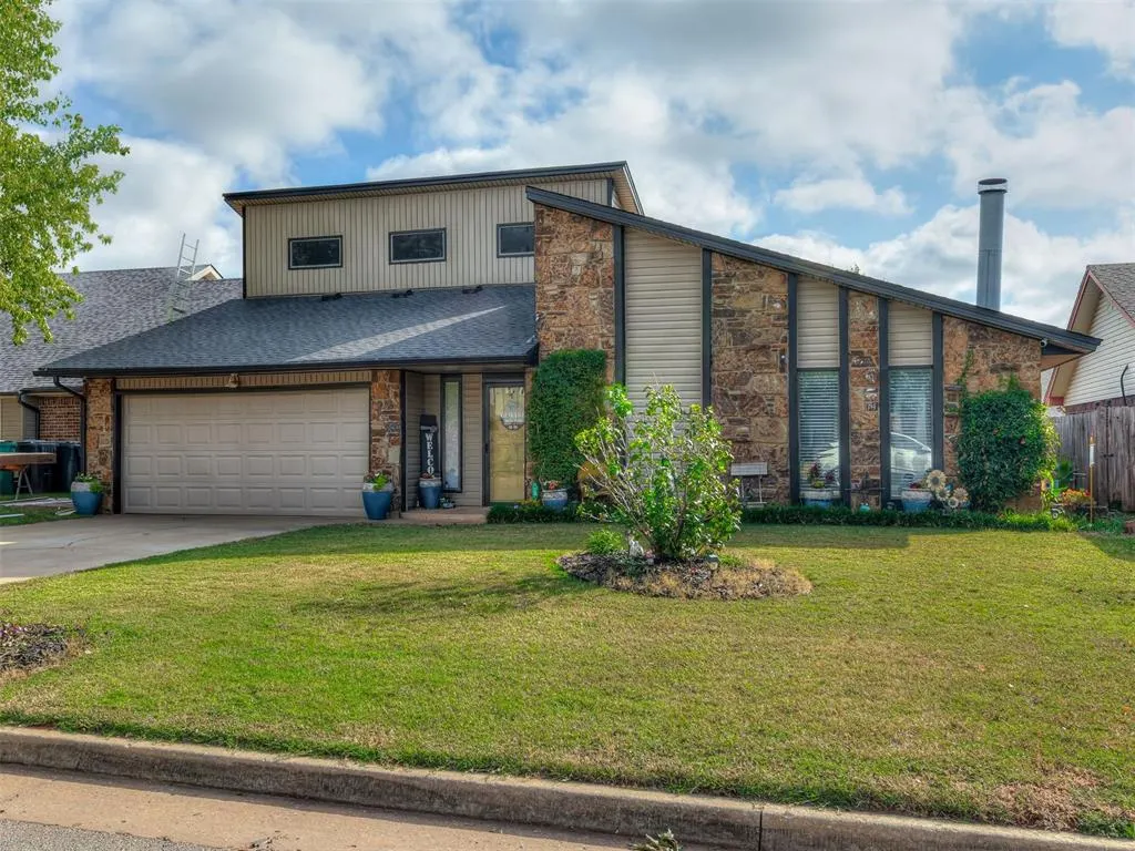 Front exterior — 748 Westglen Drive, Yukon, OK 73099