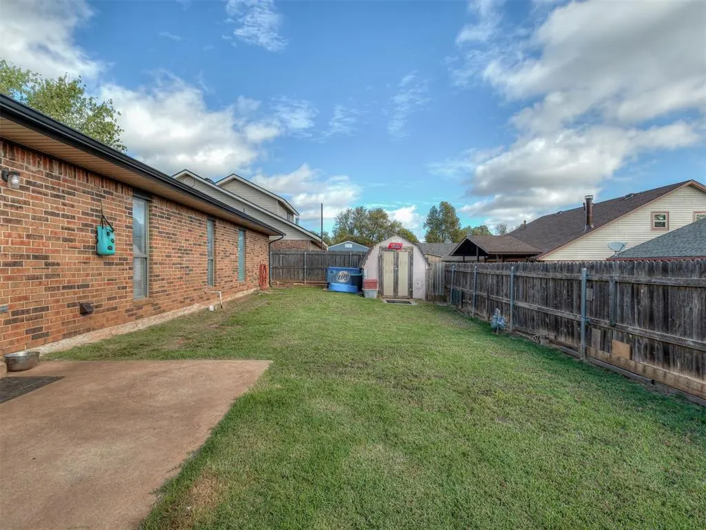 Photo 30 — 748 Westglen Drive, Yukon, OK 73099