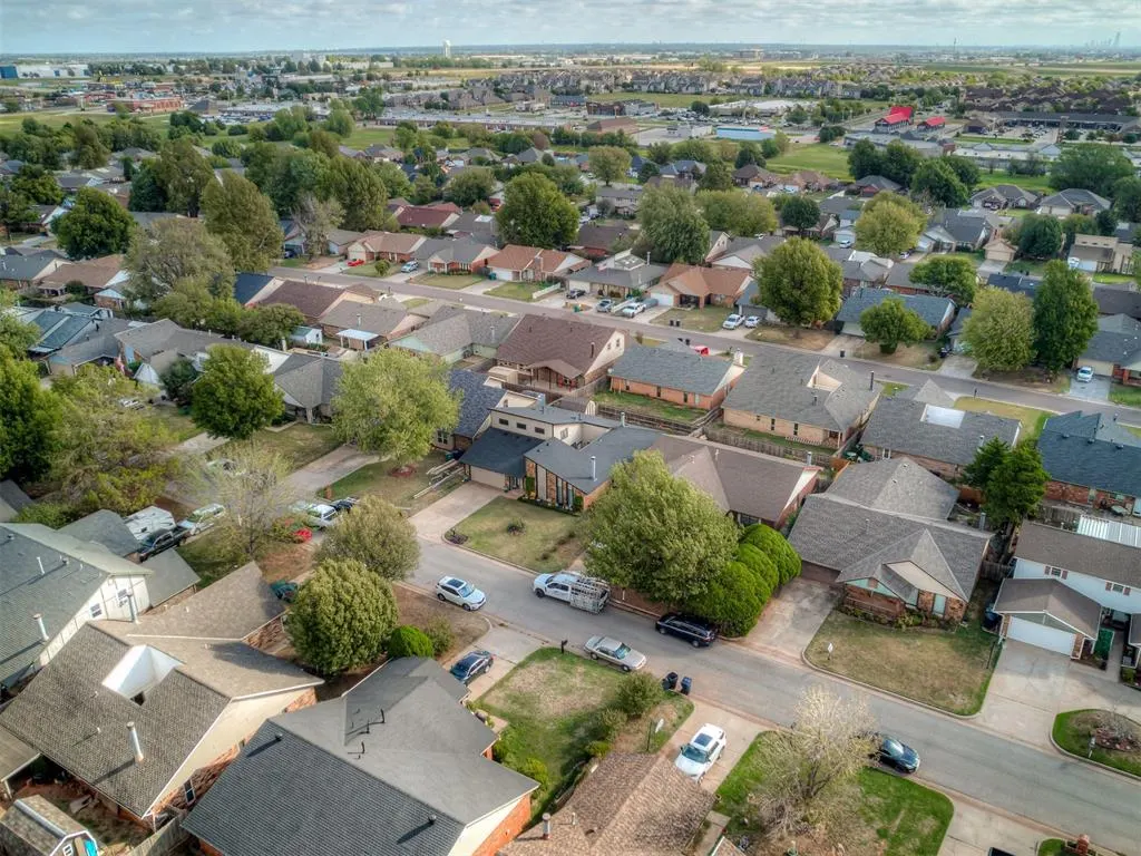 Photo 35 — 748 Westglen Drive, Yukon, OK 73099