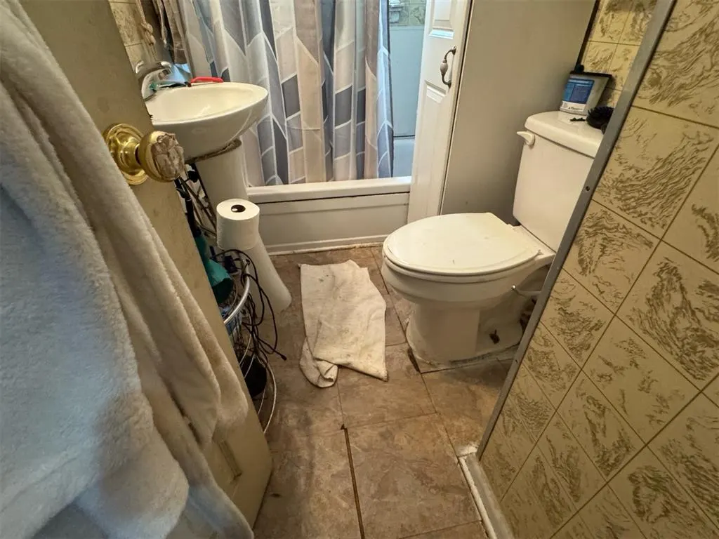 Photo 5 — 815 W Park Street, Tecumseh, OK 74873
