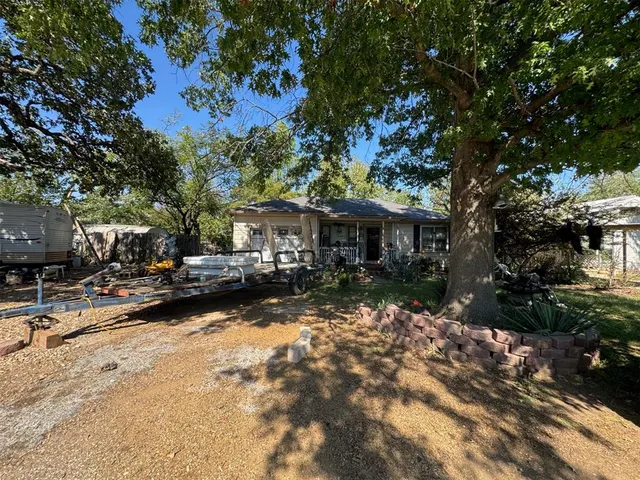 Photo 8 — 815 W Park Street, Tecumseh, OK 74873