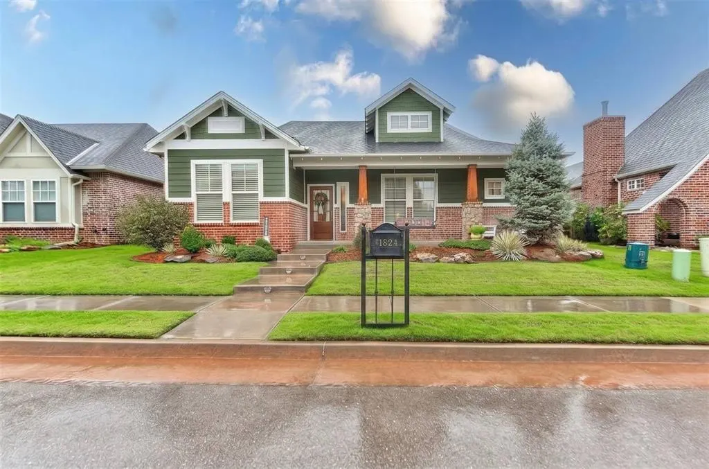 Photo 2 — 1824 Boathouse Road, Edmond, OK 73034