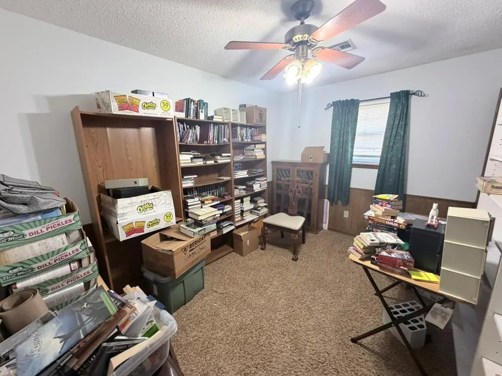 Photo 11 — 2501 Manor Road, Yukon, OK 73099