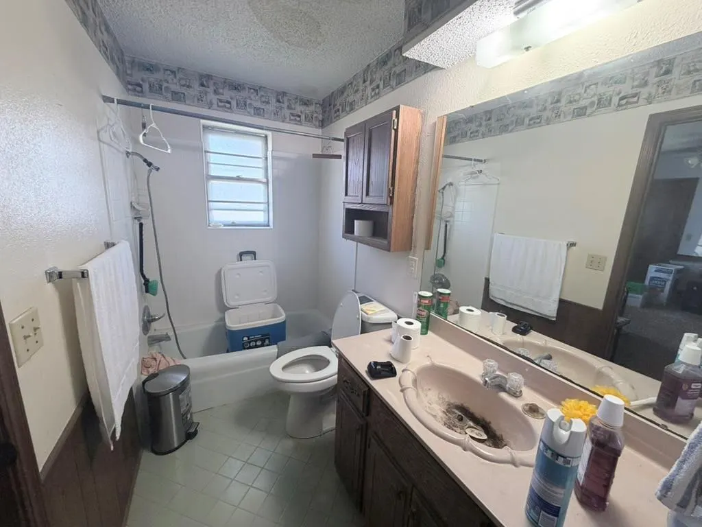 Photo 15 — 2501 Manor Road, Yukon, OK 73099